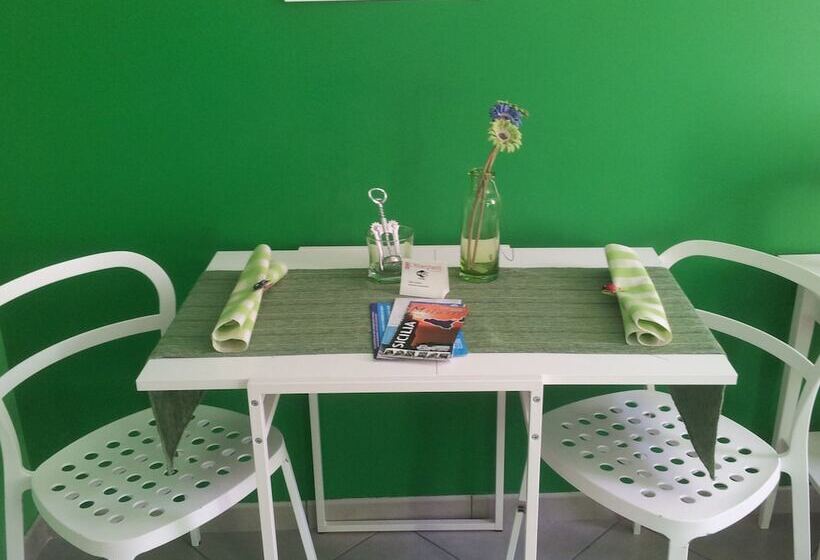 Отель L Alberghetto B&b