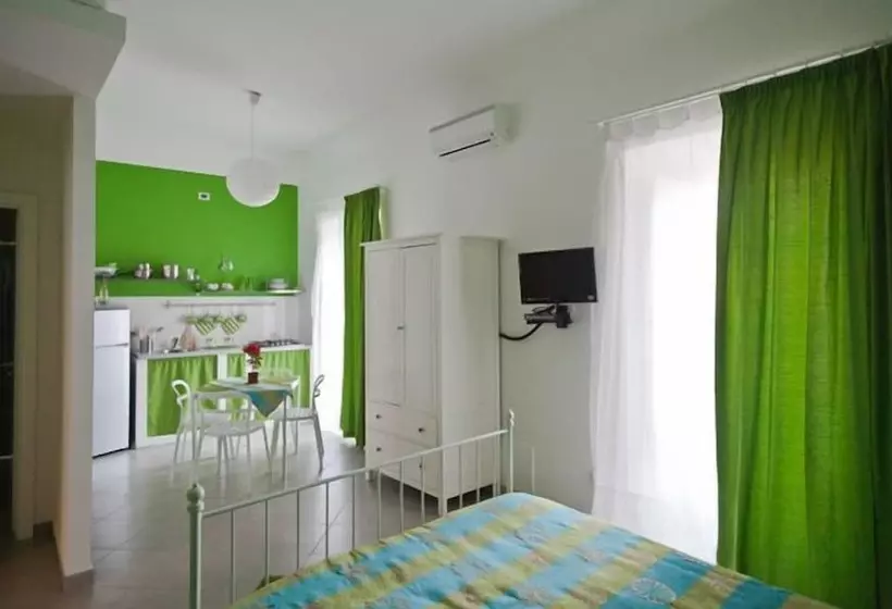هتل L Alberghetto B&b