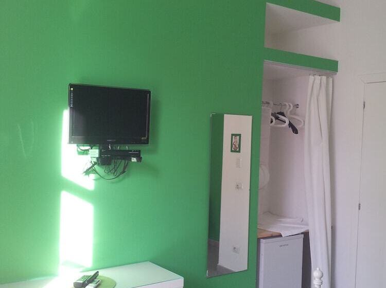 Отель L Alberghetto B&b