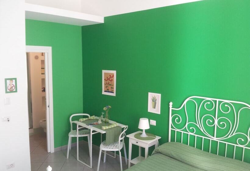 Отель L Alberghetto B&b