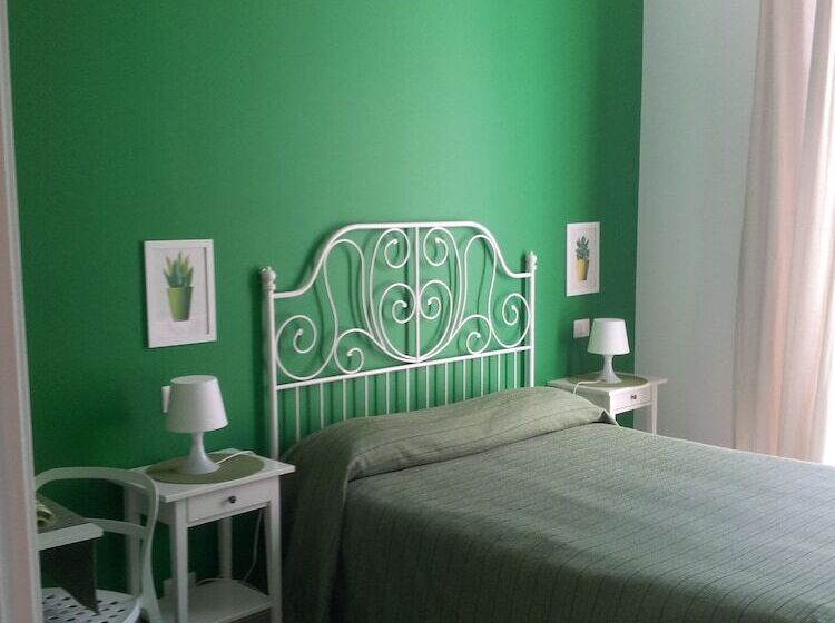 Отель L Alberghetto B&b