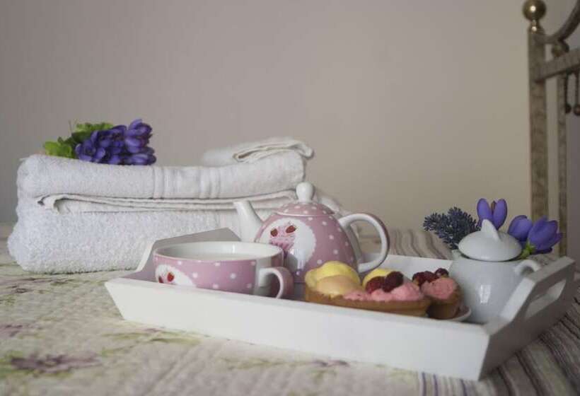 فندق B&b Santa Sofia