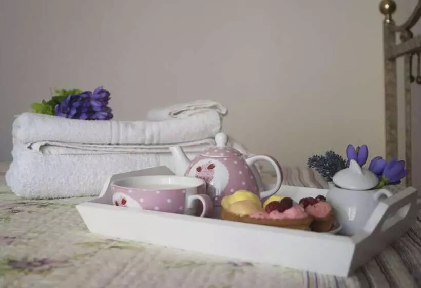 Hotelli B&b Santa Sofia