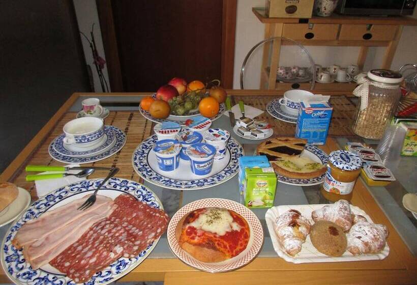 فندق B&b Santa Sofia