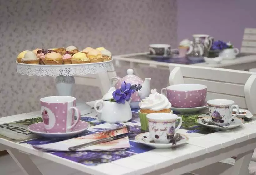 Hotelli B&b Santa Sofia