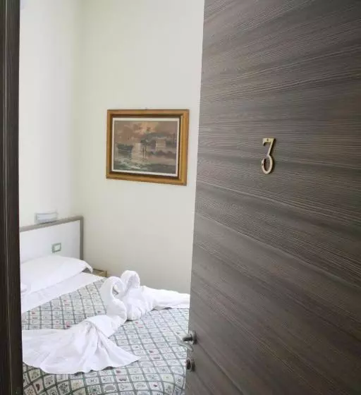 هتل La Branda Brin Guest House