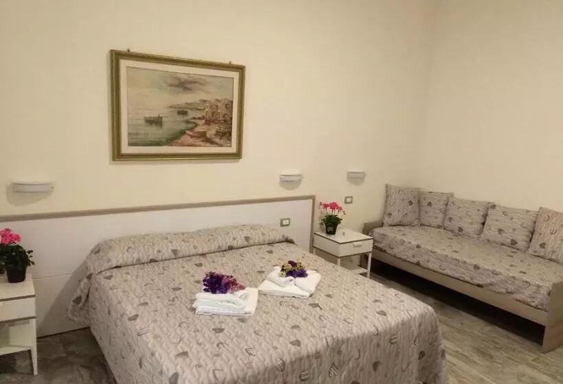 هتل La Branda Brin Guest House