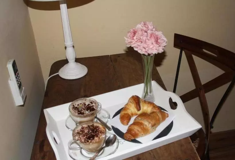 هتل La Branda Brin Guest House
