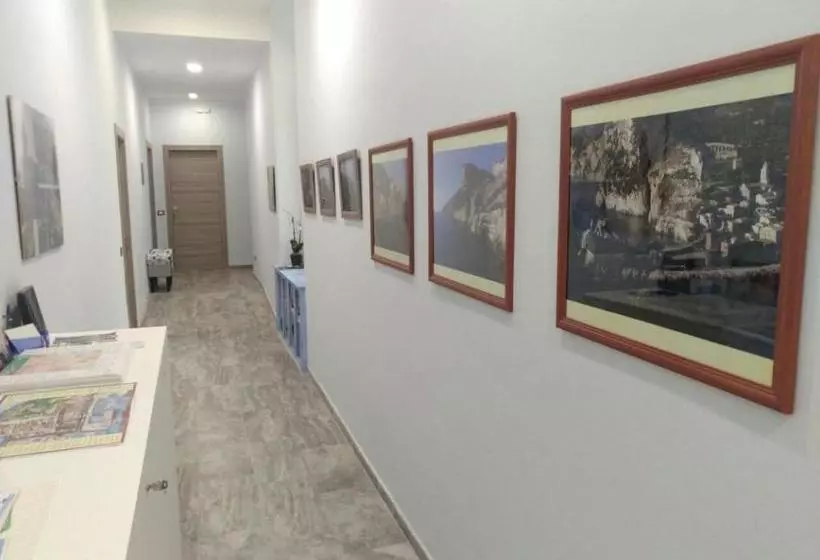هتل La Branda Brin Guest House