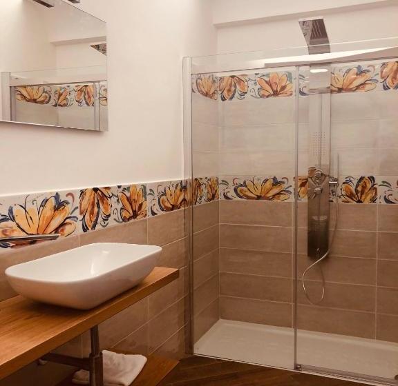 בית מלון כפרי Lantica Pigna Chateau