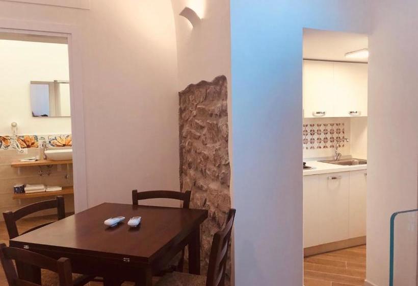 בית מלון כפרי Lantica Pigna Chateau