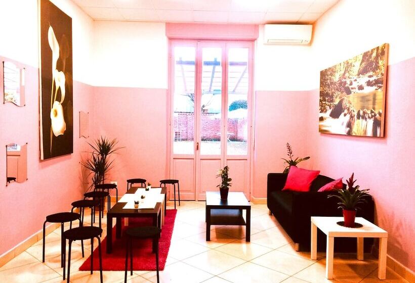 Отель Rho Gloria 2