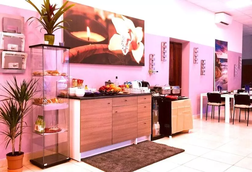 Hotelli Rho Gloria 2