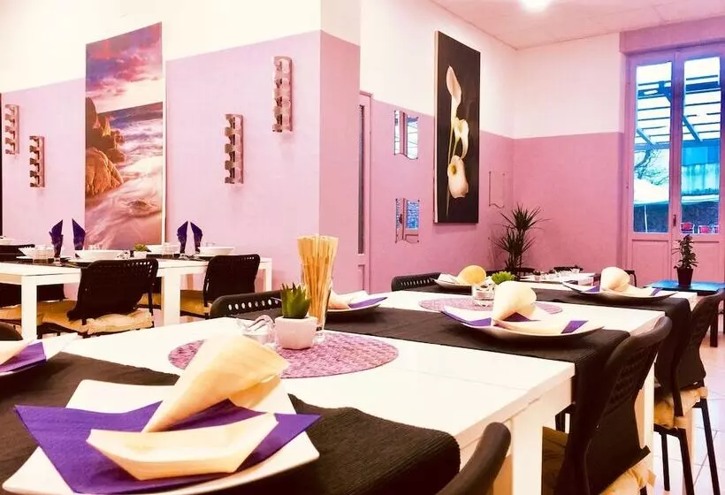 Hotelli Rho Gloria 2