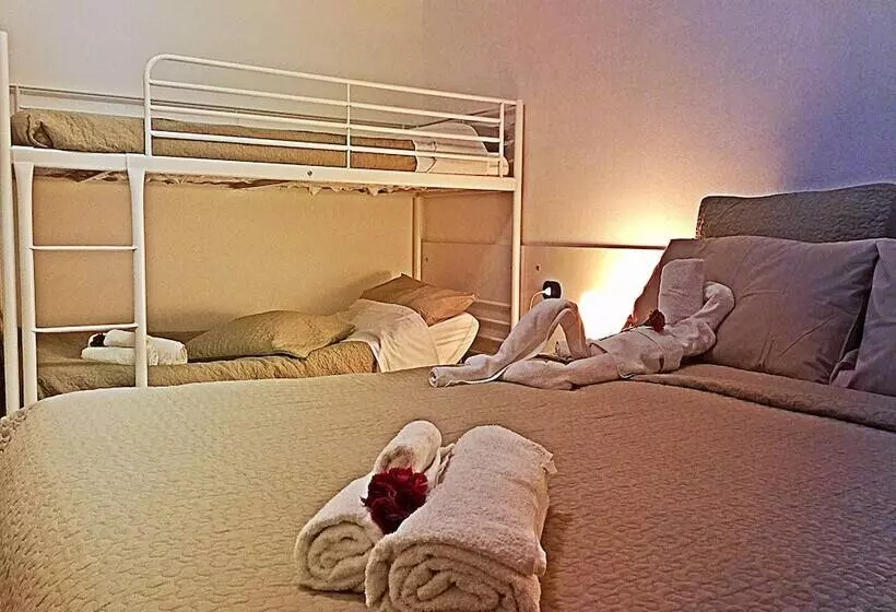 Hotelli Rho Gloria 2