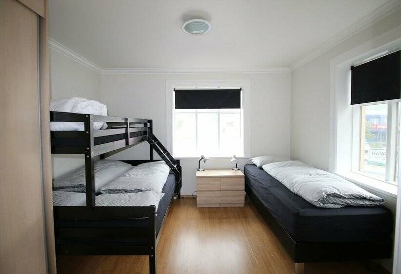 هتل Steinaskjól Guesthouse