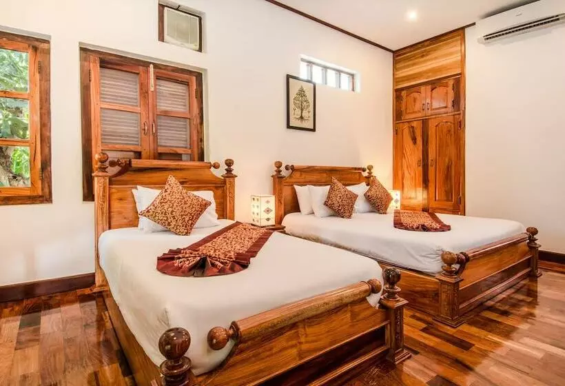 ホテル Villa Angthong