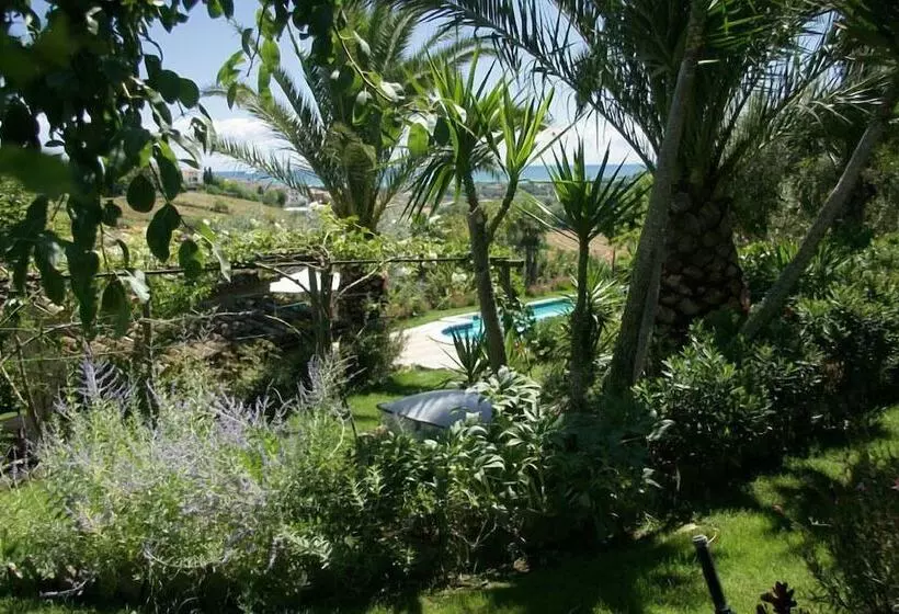 ホテル Villa Rondanella