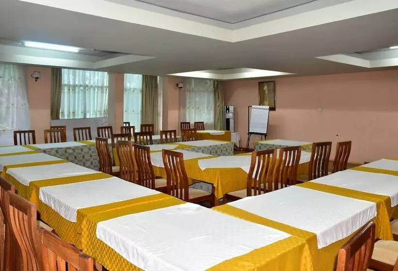 Westwood Hotel Nyeri