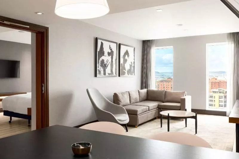 Ac Hotel By Marriott Belfast