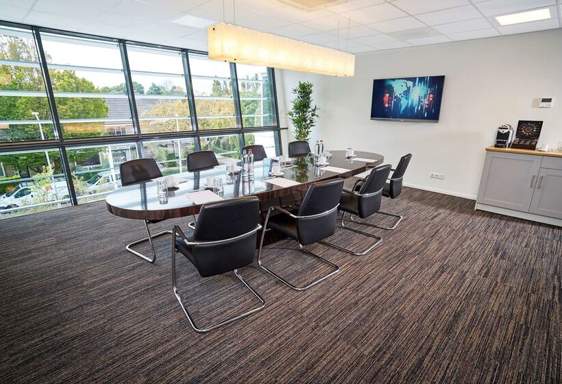 Amrâth Apart Hotel Schiphol Badhoevedorp