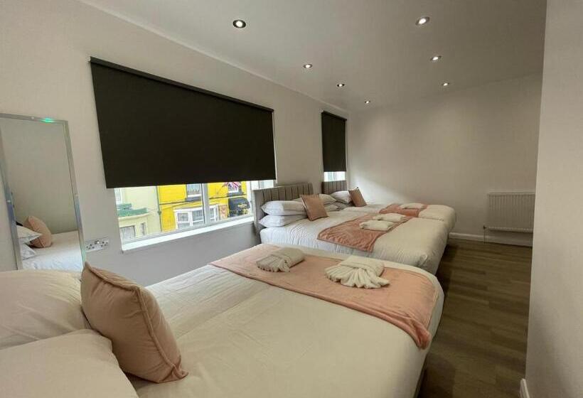 Araan House Hotel Families And Couples Only