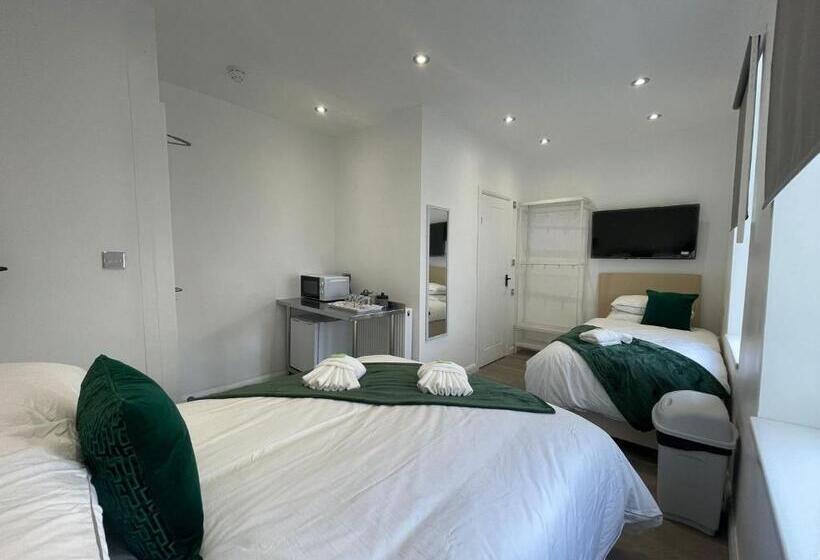 Araan House Hotel Families And Couples Only