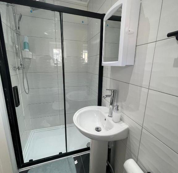 Araan House Hotel Families And Couples Only