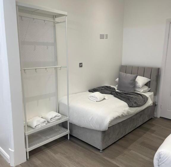 Araan House Hotel Families And Couples Only