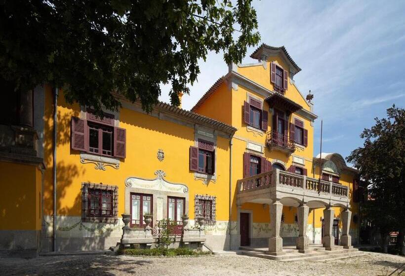 تختخواب و صبحانه House Of Artists