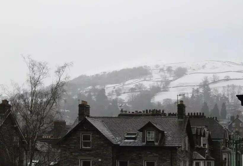 ホテル Brantfell House