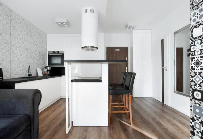 בית מלון כפרי Elite Apartments Spa Zone