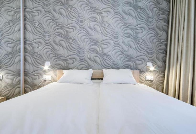 בית מלון כפרי Elite Apartments Spa Zone