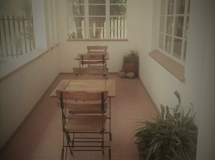 هتل La Vida B&b, Self Catering And Camping