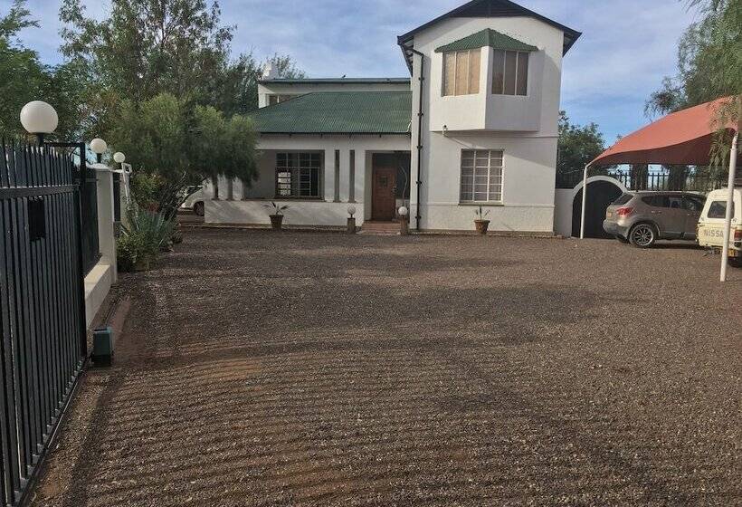 هتل La Vida B&b, Self Catering And Camping