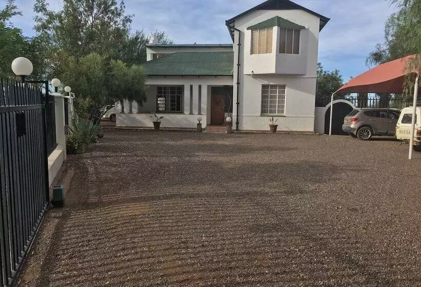 هتل La Vida B&b, Self Catering And Camping