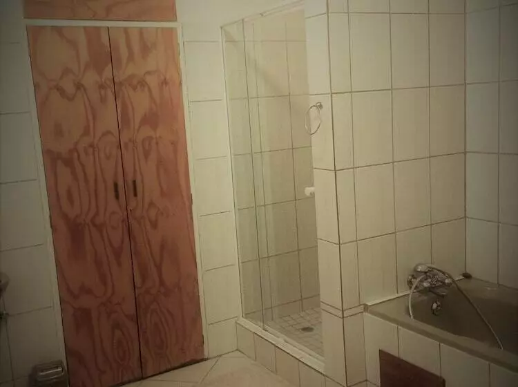 هتل La Vida B&b, Self Catering And Camping