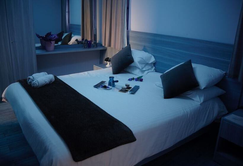 هتل Lo Guest Suites