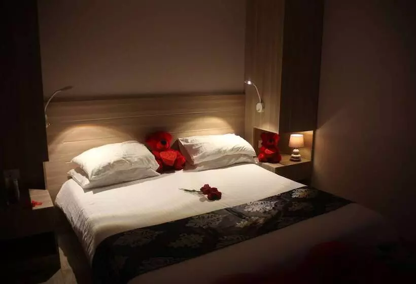 هتل Lo Guest Suites