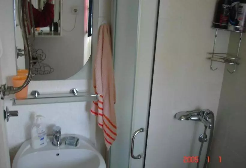 هتل Maxhit Apartments