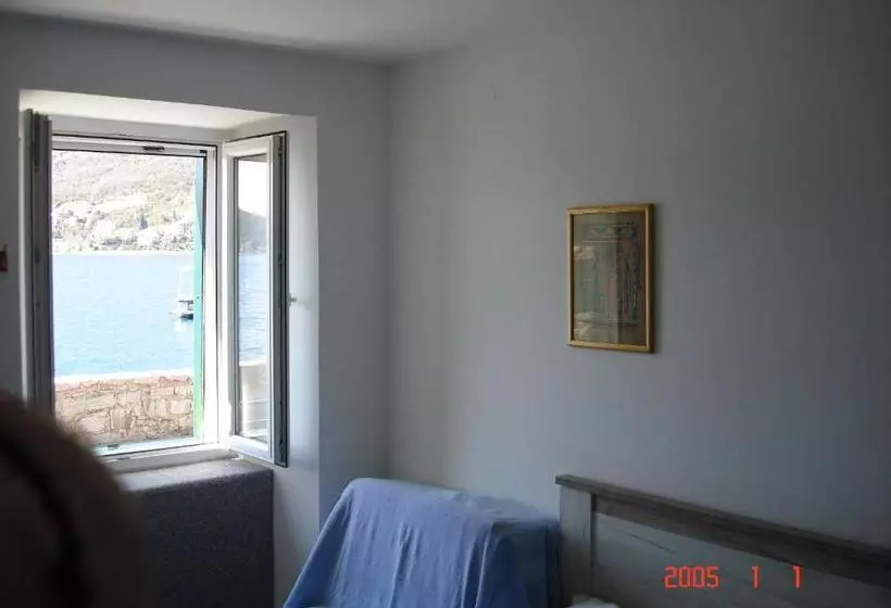 هتل Maxhit Apartments
