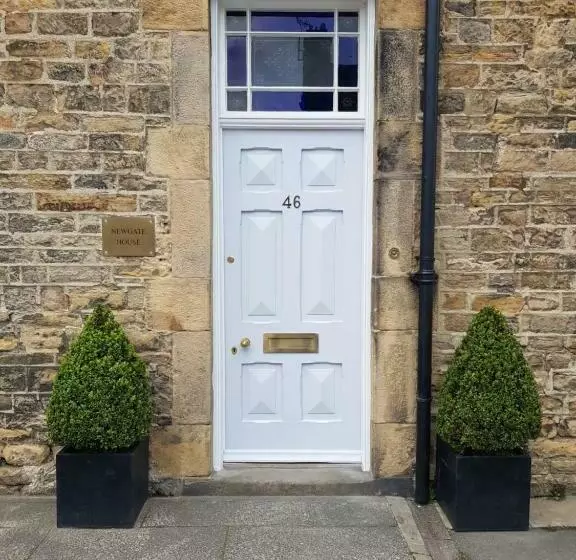 Hotelli Newgate House