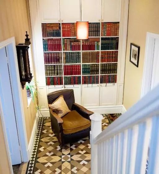 Hotelli Newgate House