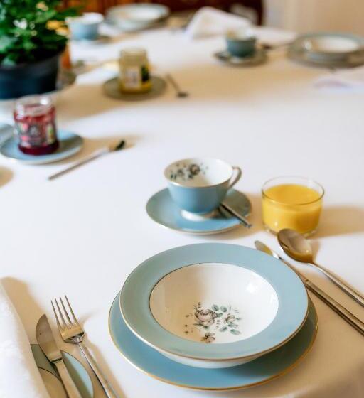 ホテル Newgate House