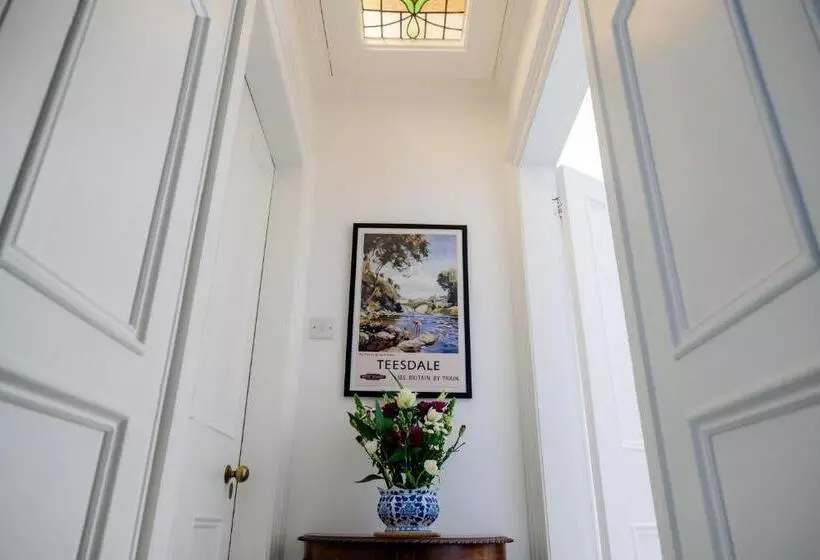 Hotelli Newgate House