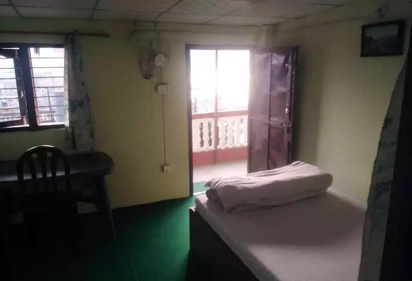 هتل Peace Guest House