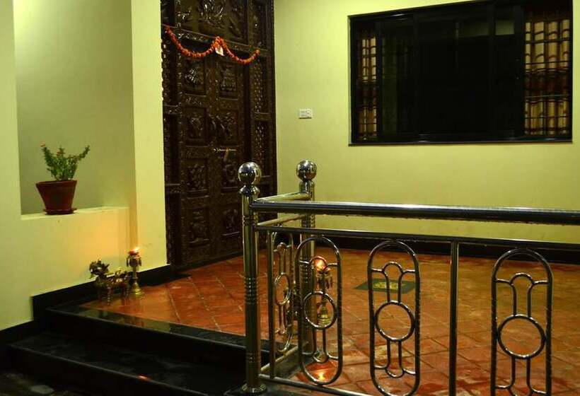 هتل Peace & Joy Guest House