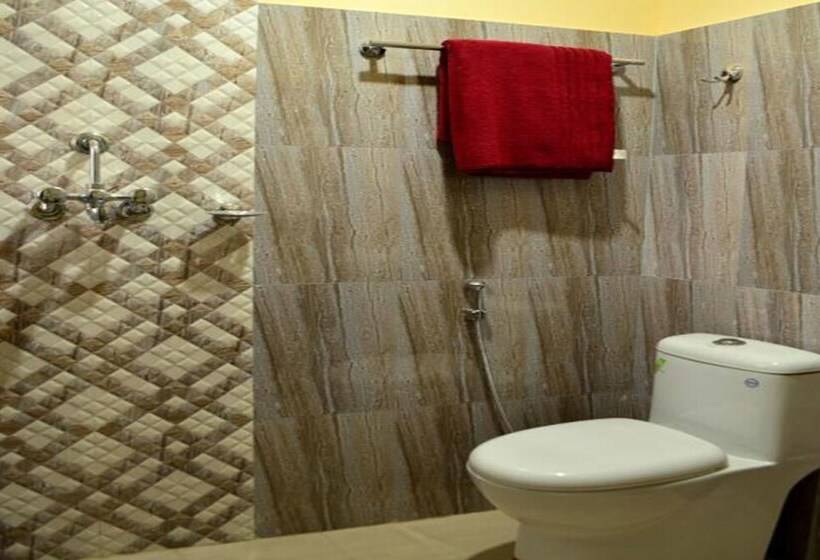 هتل Peace & Joy Guest House