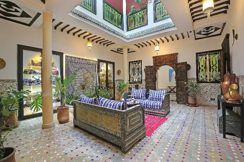 هتل Riad Luzia