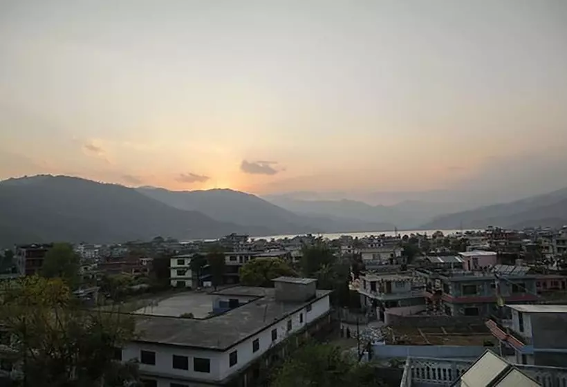 هتل Rockland